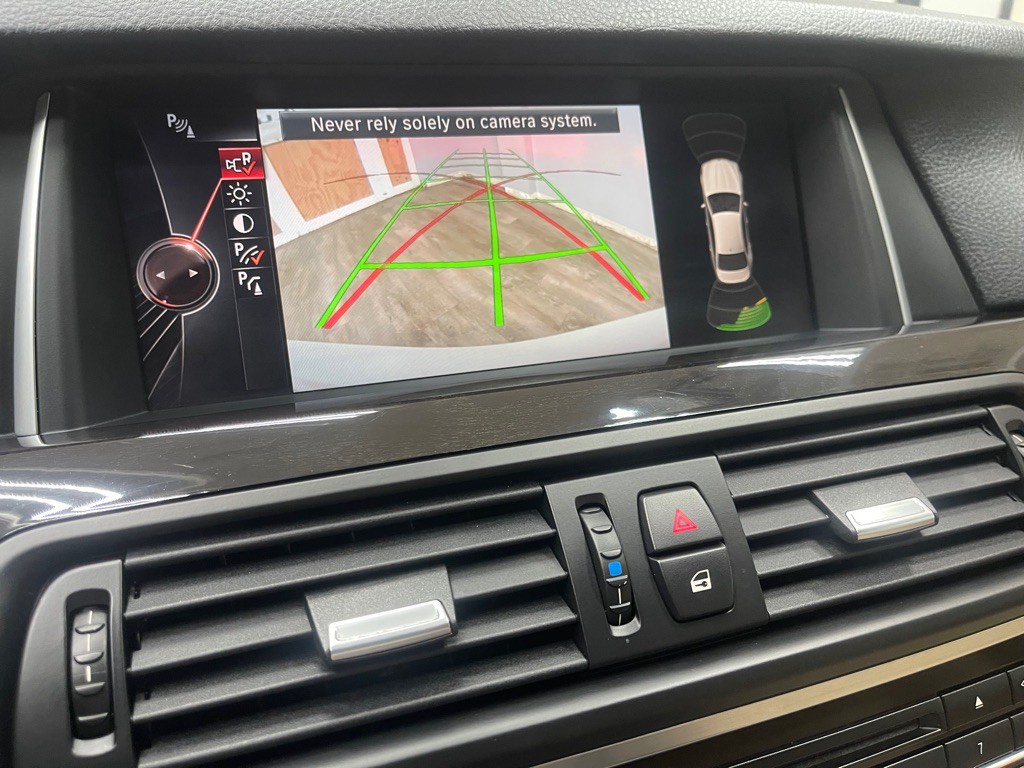 2015 BMW 5 Series Image 29