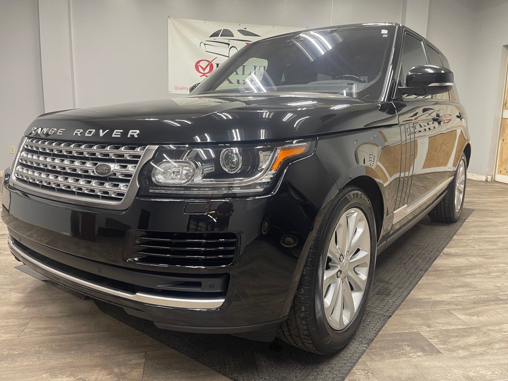 2017 Land Rover Range Rover Image 2
