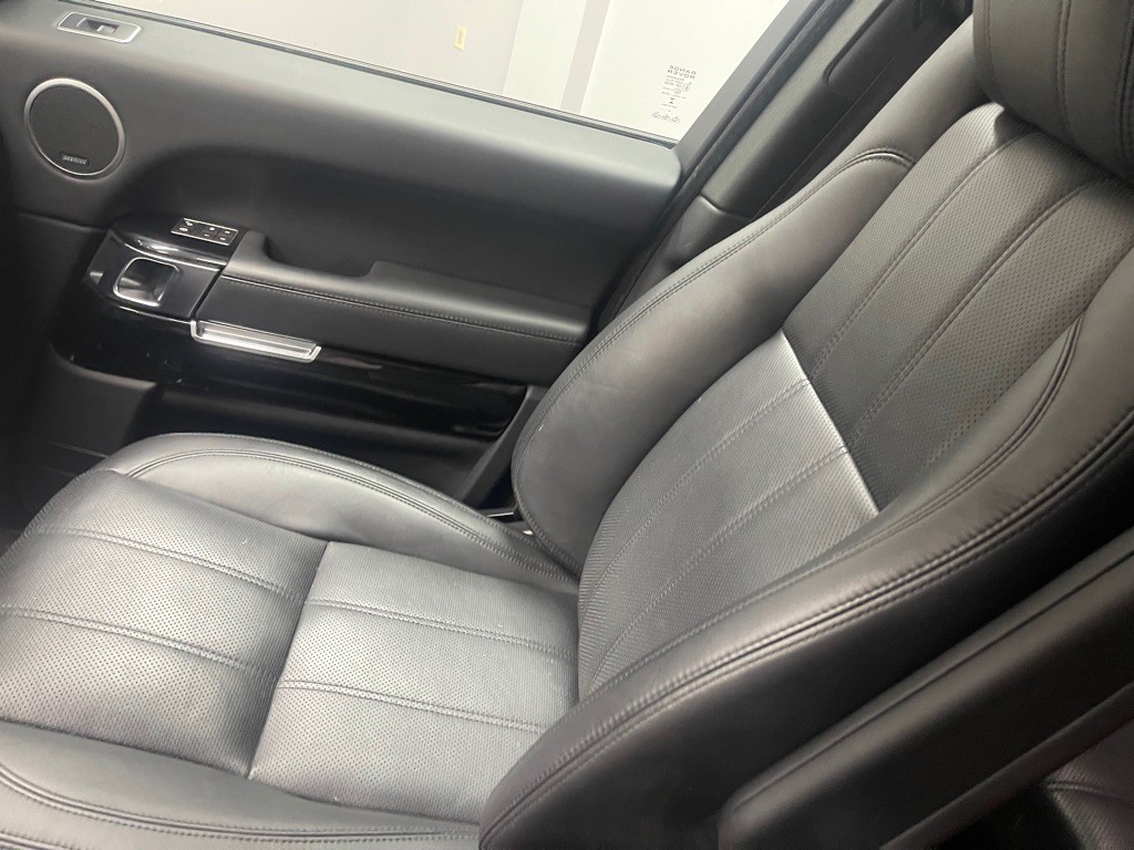 2017 Land Rover Range Rover Image 27