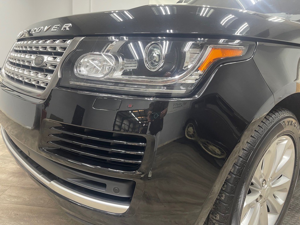 2017 Land Rover Range Rover Image 39
