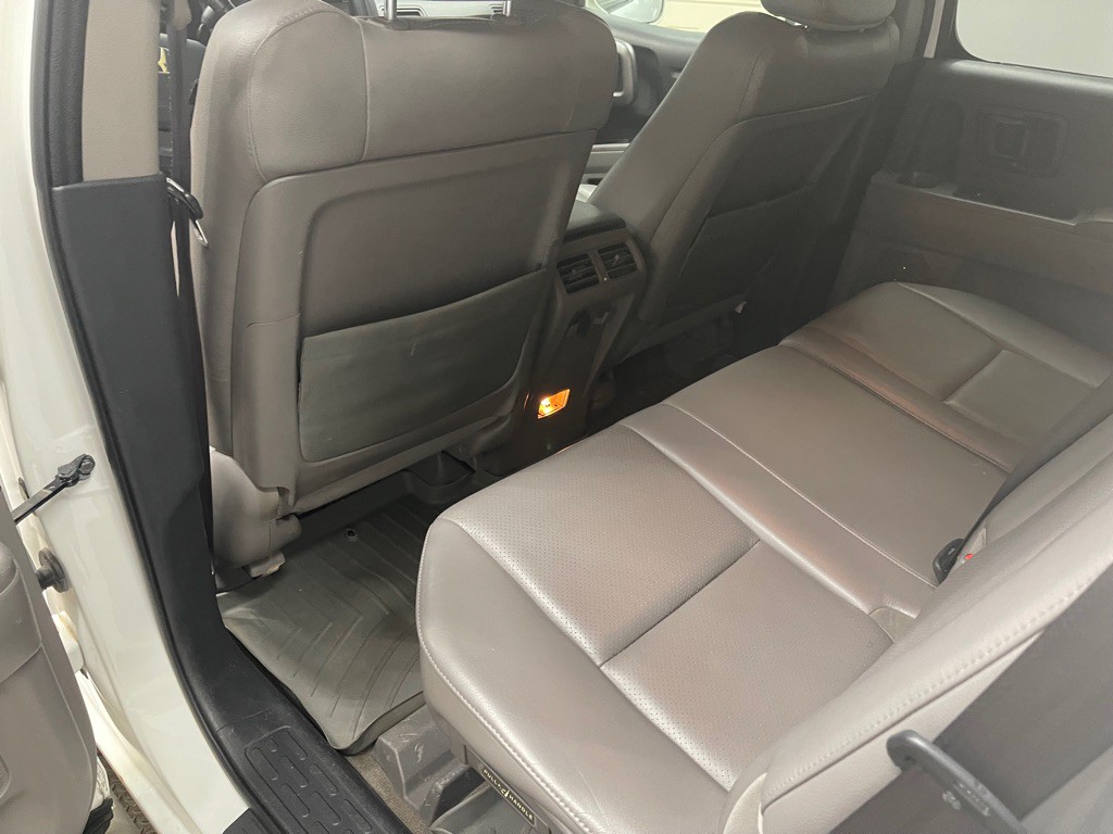 2013 Honda Ridgeline Image 29