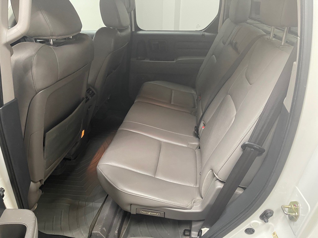 2013 Honda Ridgeline Image 34
