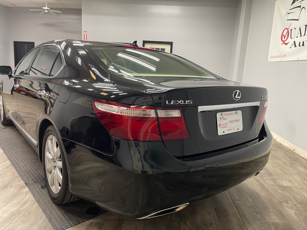 2009 Lexus LS Image 10