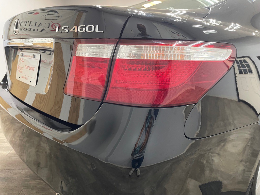 2009 Lexus LS Image 12