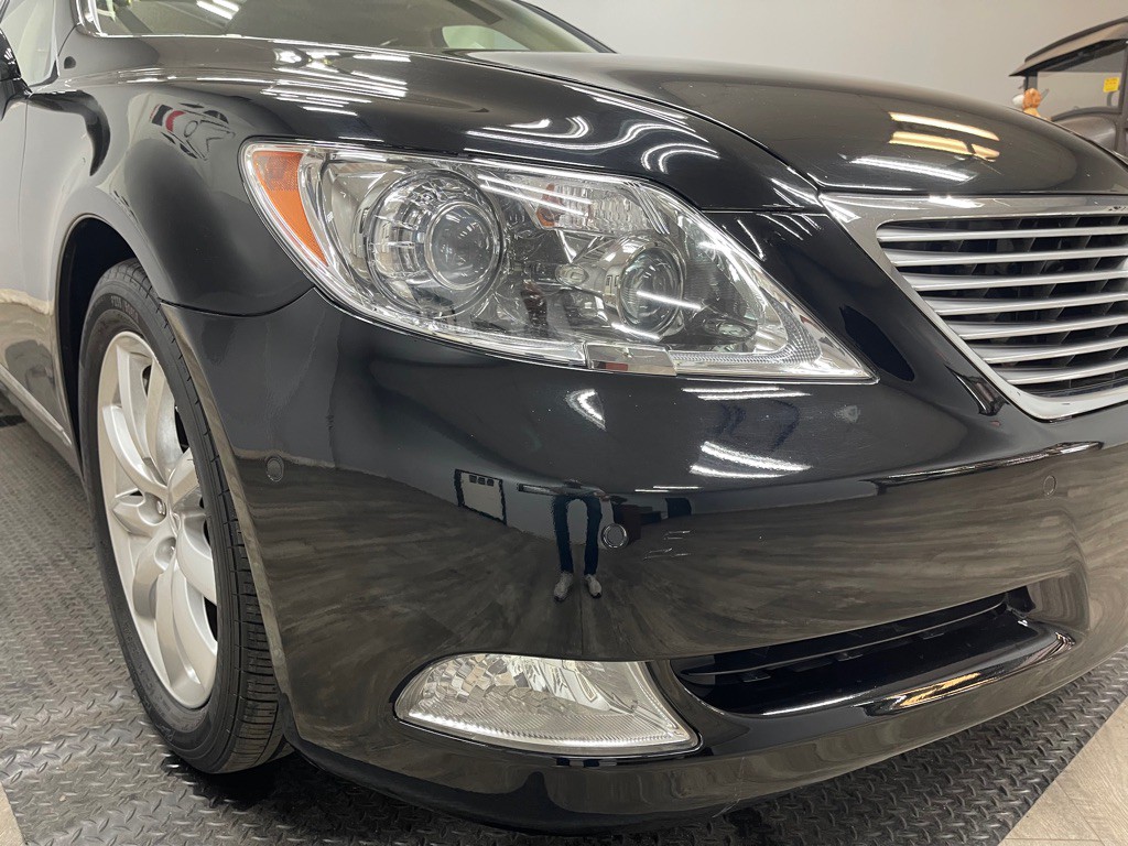 2009 Lexus LS Image 16