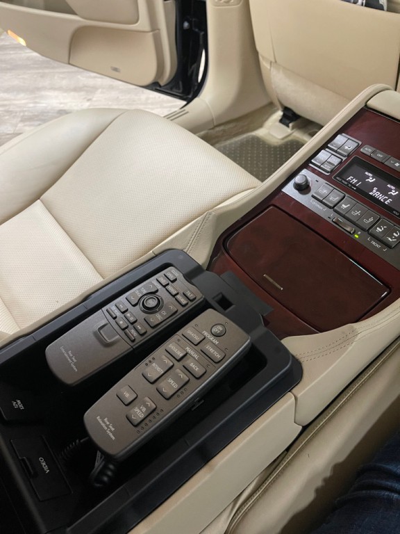 2009 Lexus LS Image 27