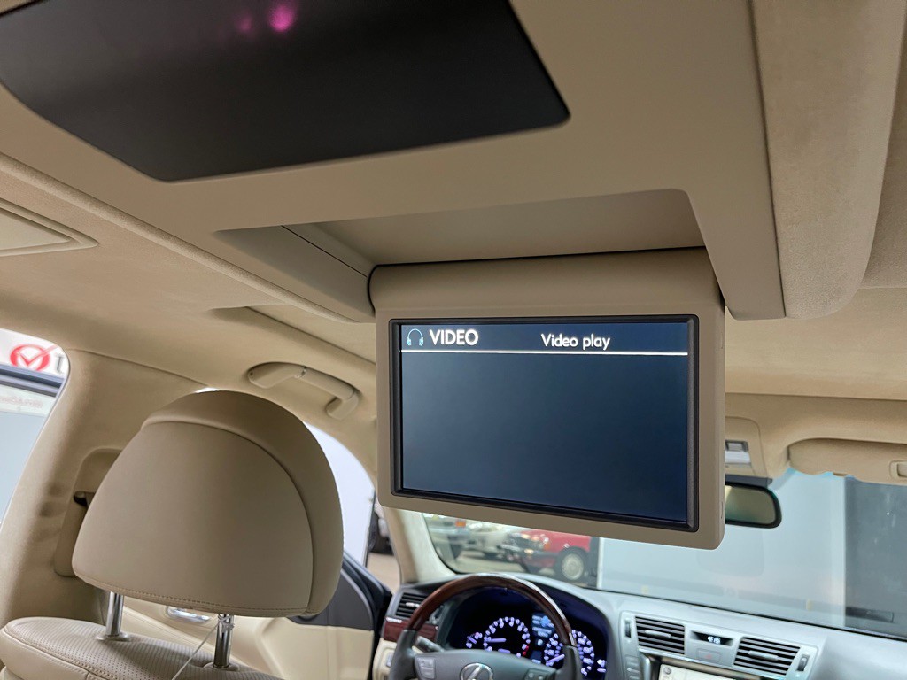 2009 Lexus LS Image 29