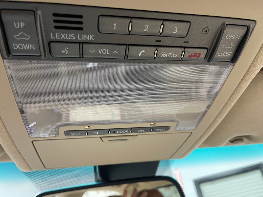 2009 Lexus LS Image 37