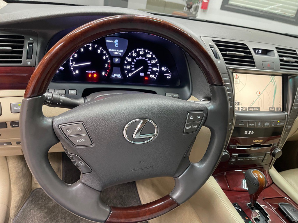 2009 Lexus LS Image 44