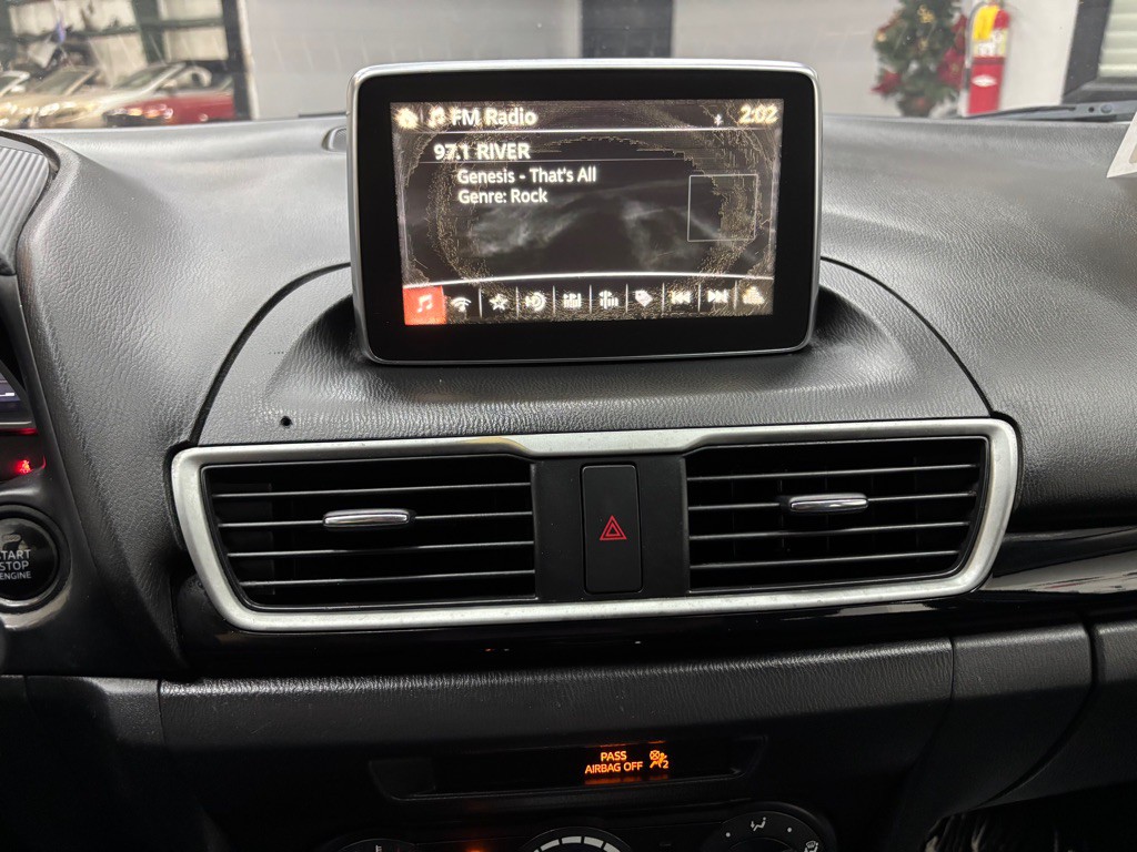 2016 Mazda Mazda3 Image 13