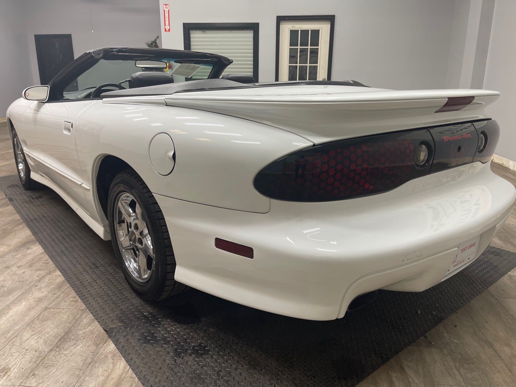 2000 Pontiac Firebird Image 13