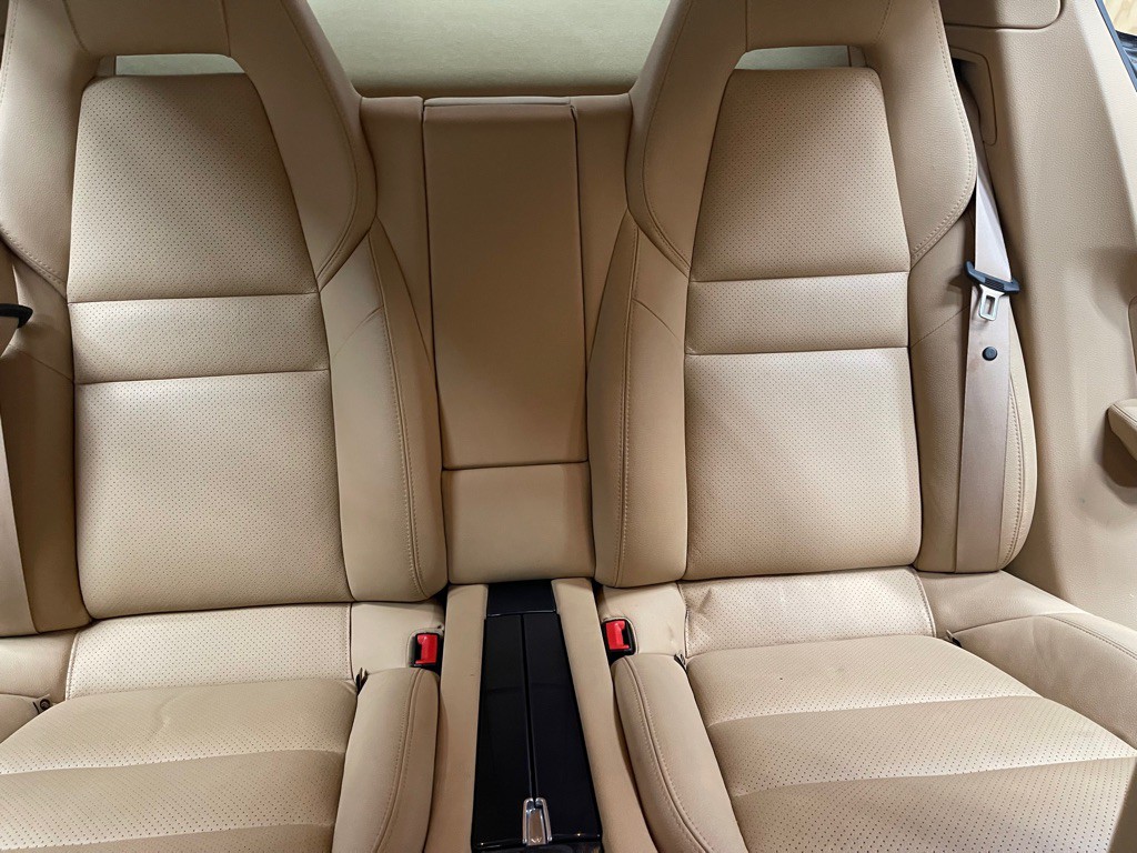 2014 Porsche Panamera Image 27