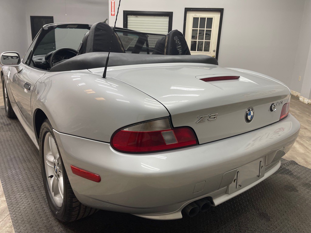 2000 BMW Z3 Image 11