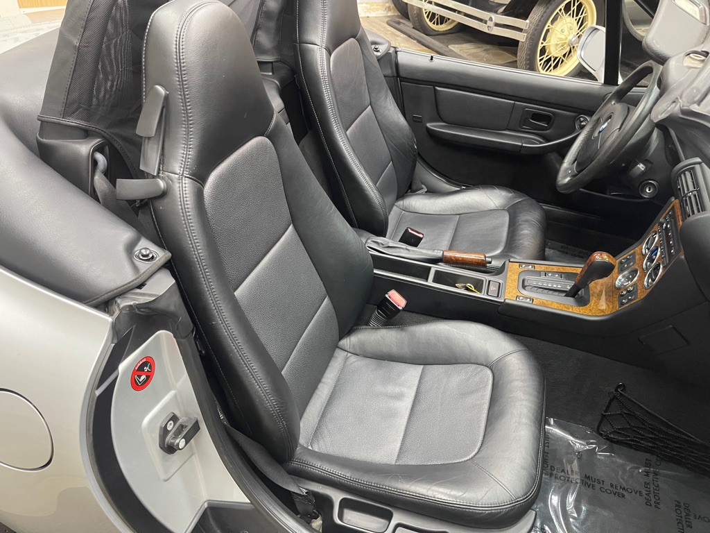 2000 BMW Z3 Image 26