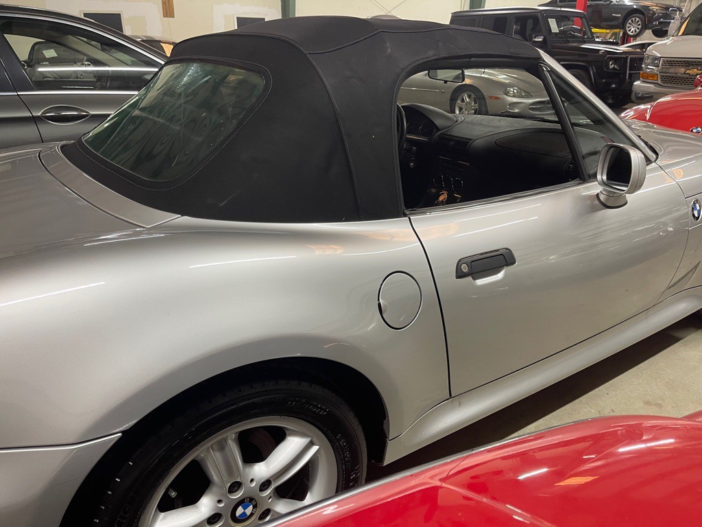 2000 BMW Z3 Image 34