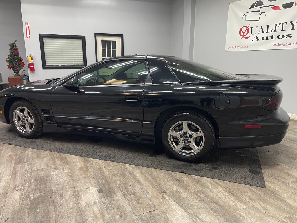 1999 Pontiac Firebird Image 11