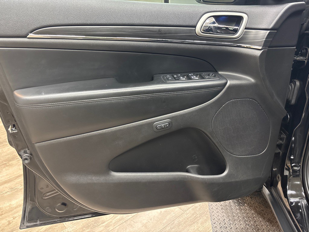2019 Jeep Grand Cherokee Image 16