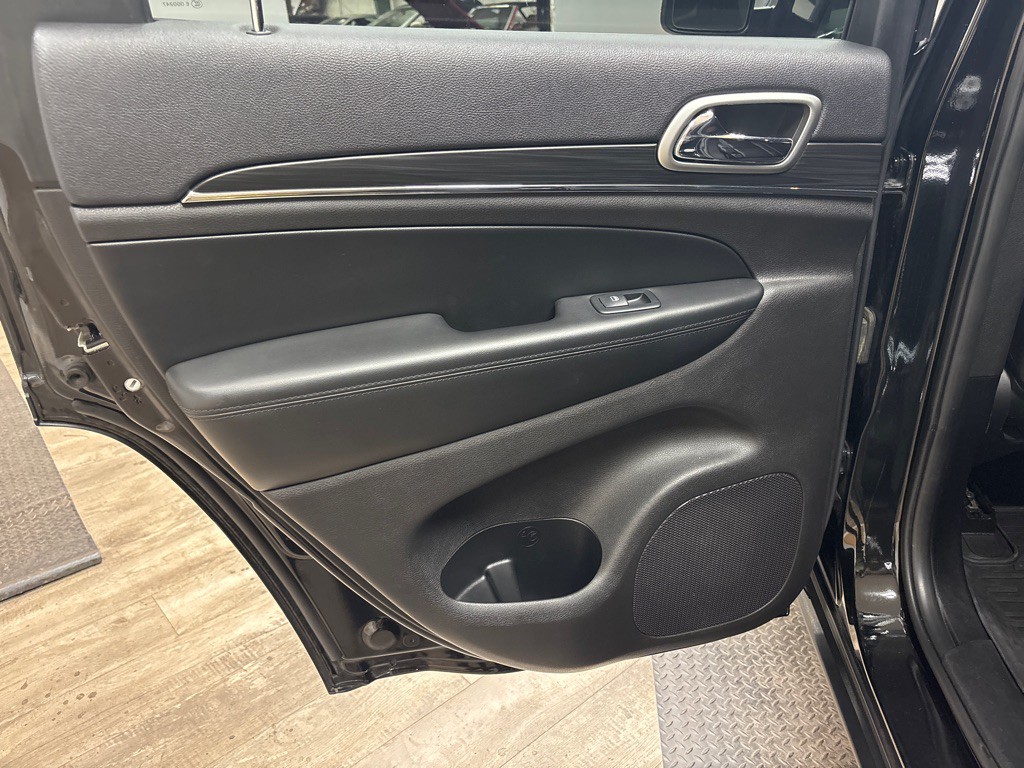 2019 Jeep Grand Cherokee Image 30