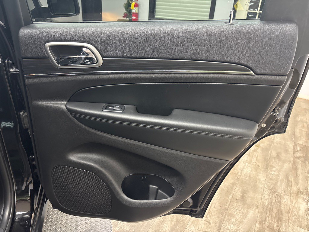 2019 Jeep Grand Cherokee Image 34