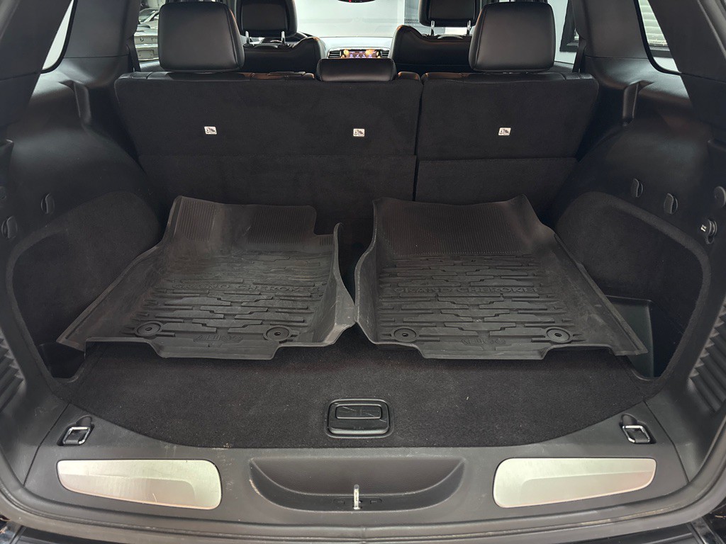 2019 Jeep Grand Cherokee Image 44