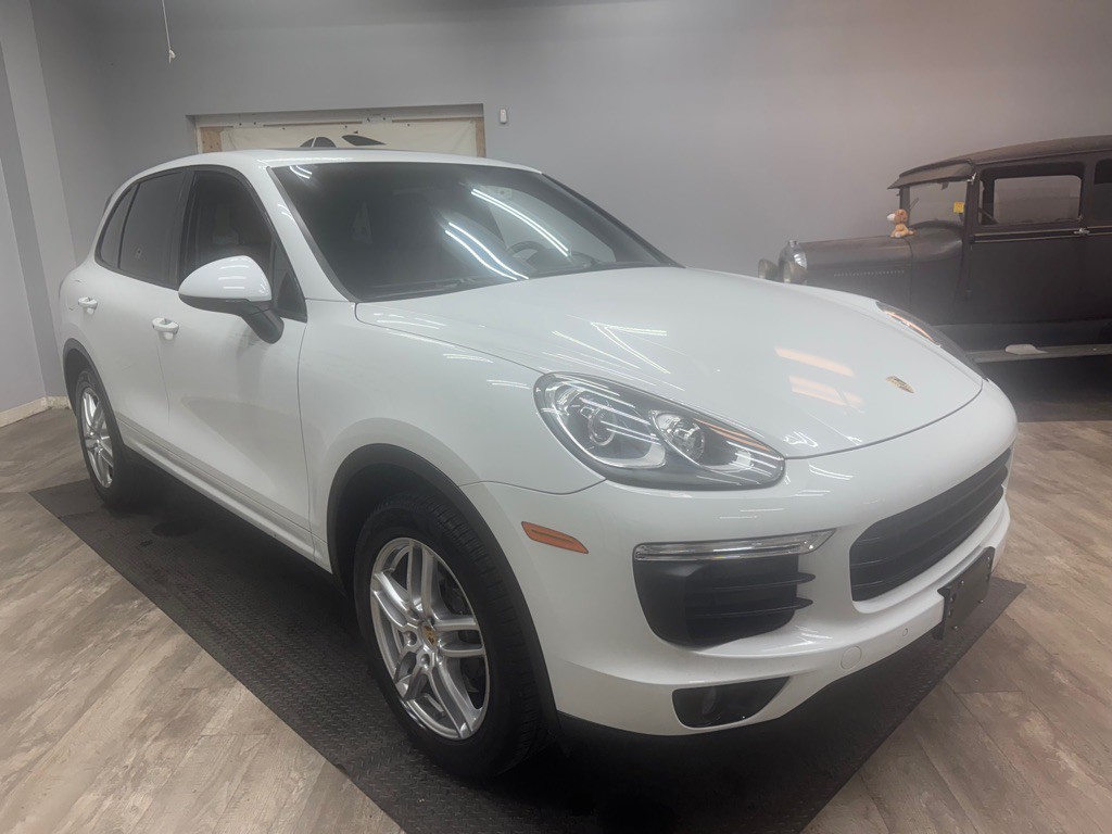 2016 Porsche Cayenne Image 5