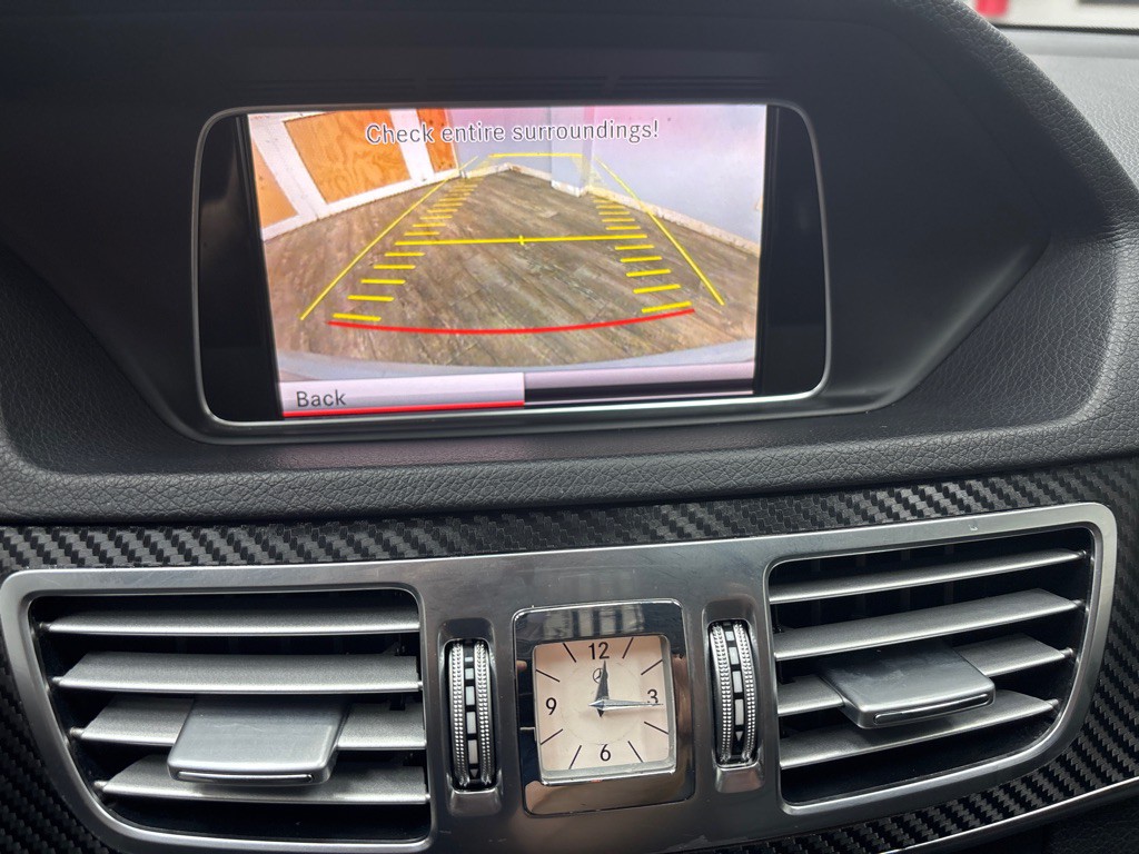 2014 Mercedes-Benz E-Class Image 21