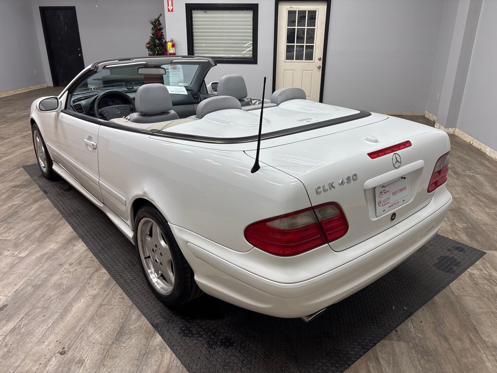 2001 Mercedes-Benz CLK-Class Image 8