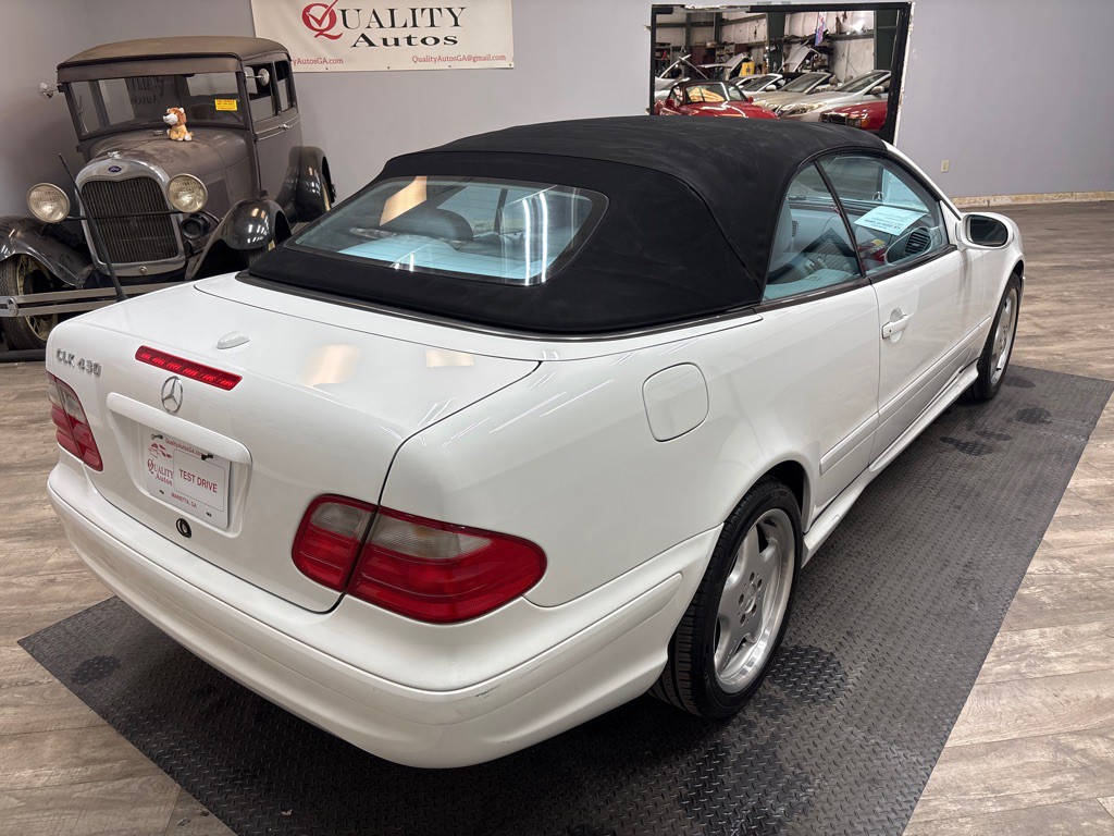 2001 Mercedes-Benz CLK-Class Image 20