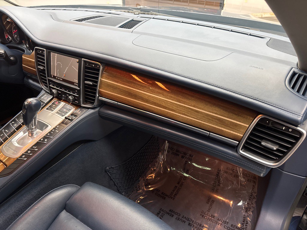 2012 Porsche Panamera Image 51