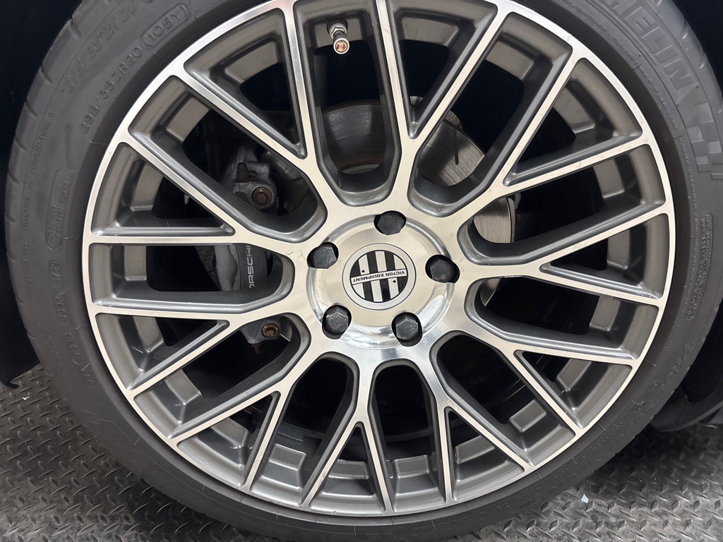 2012 Porsche Panamera Image 60