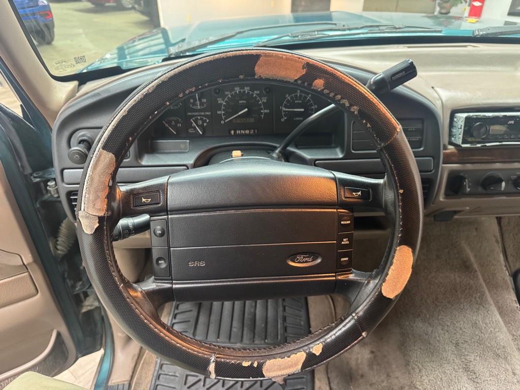 1996 Ford Bronco Image 26
