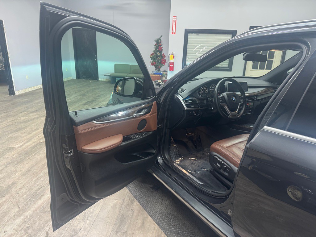 2017 BMW X5 Image 11