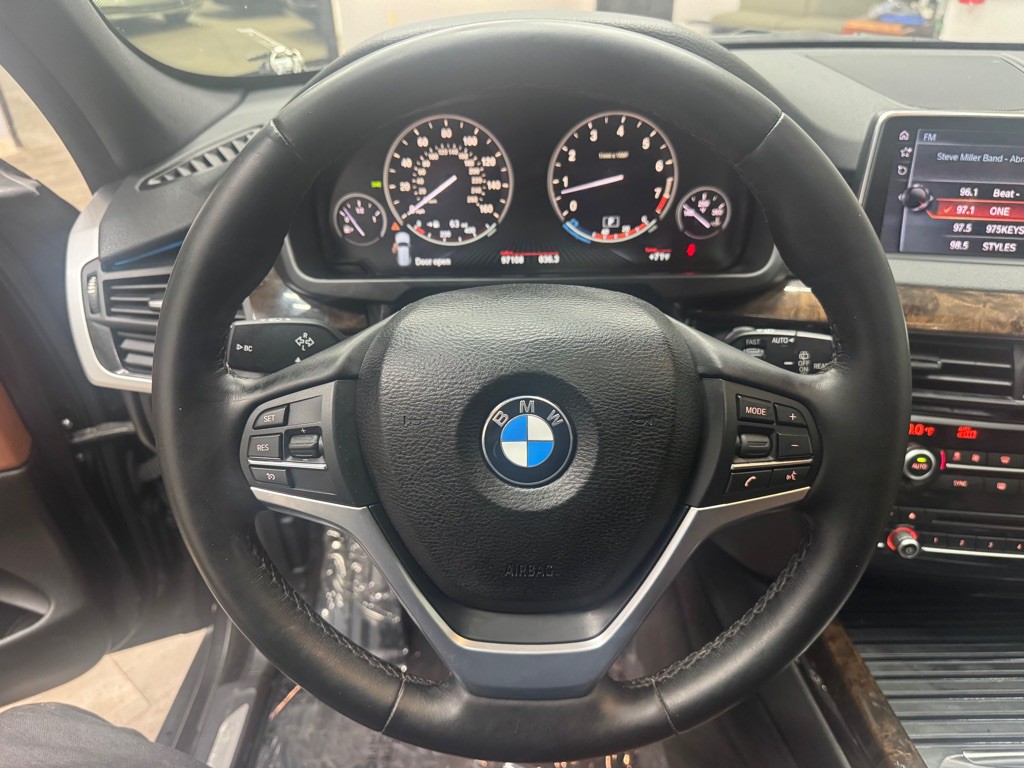2017 BMW X5 Image 23