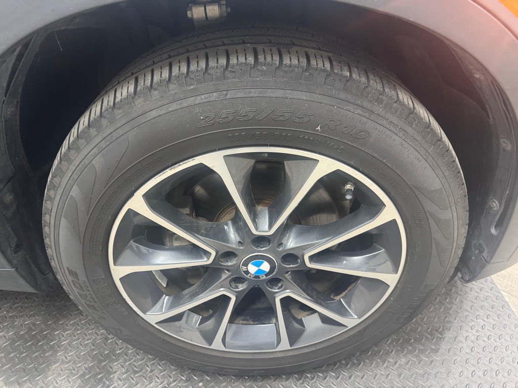 2017 BMW X5 Image 76