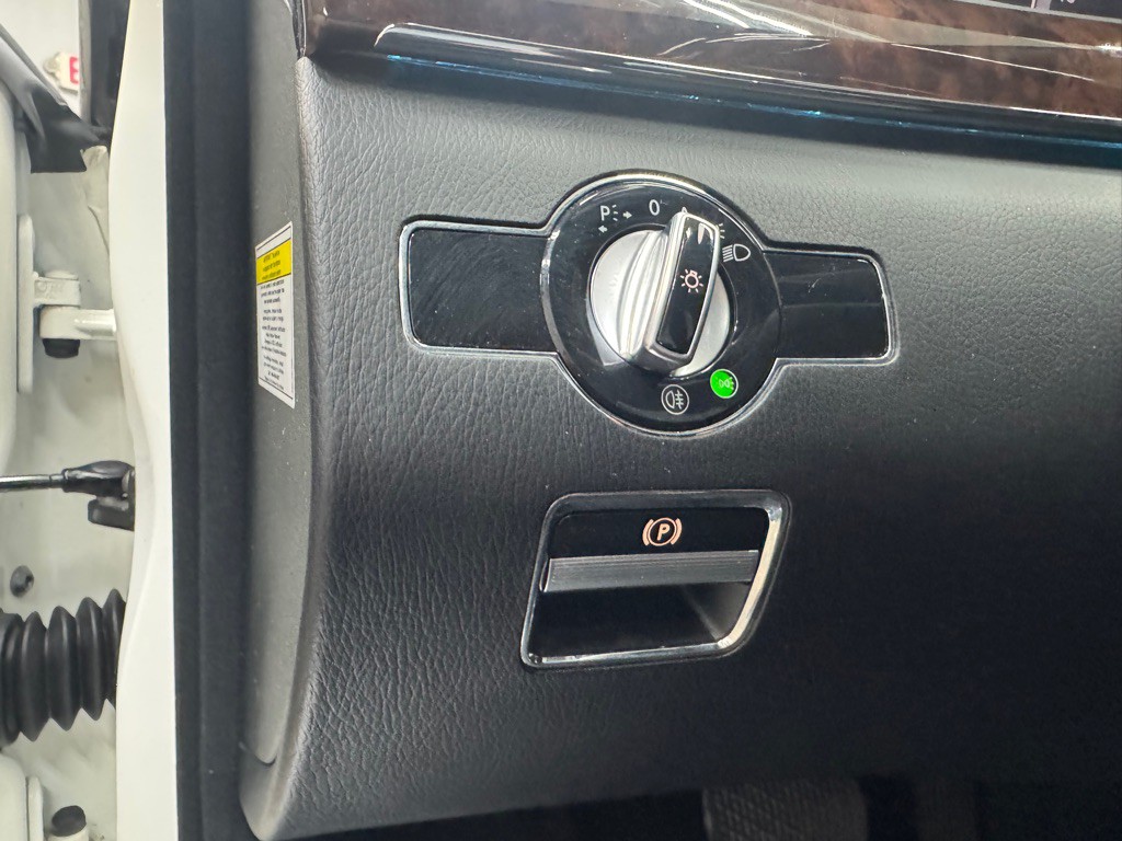 2013 Mercedes-Benz S-Class Image 21