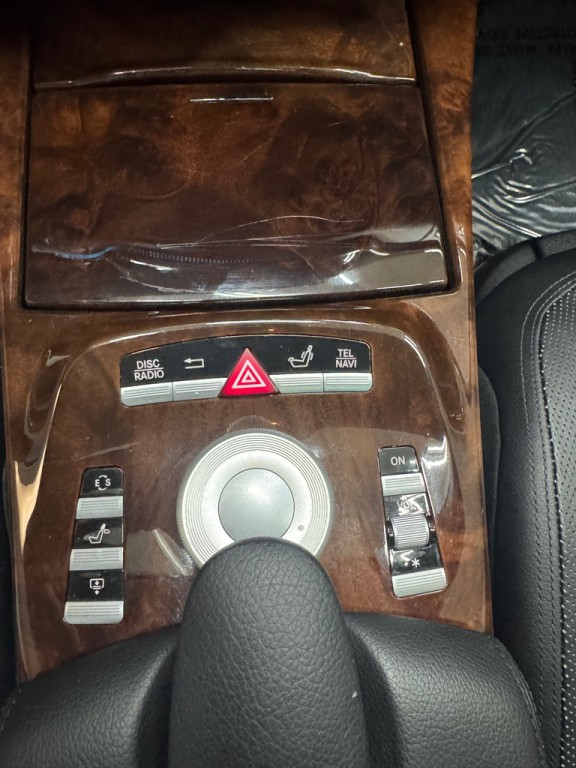 2013 Mercedes-Benz S-Class Image 32