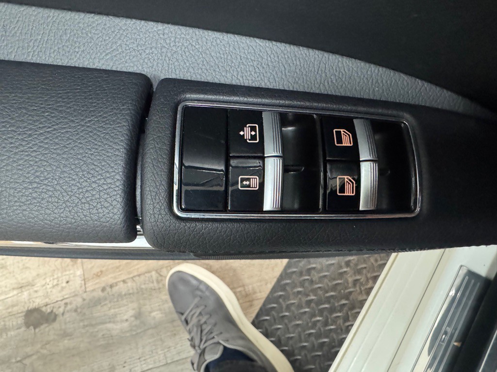 2013 Mercedes-Benz S-Class Image 58