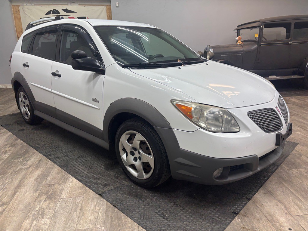 2007 Pontiac Vibe Image 3