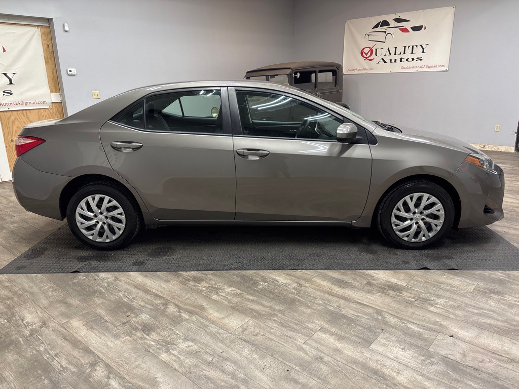 2018 Toyota Corolla Image 10