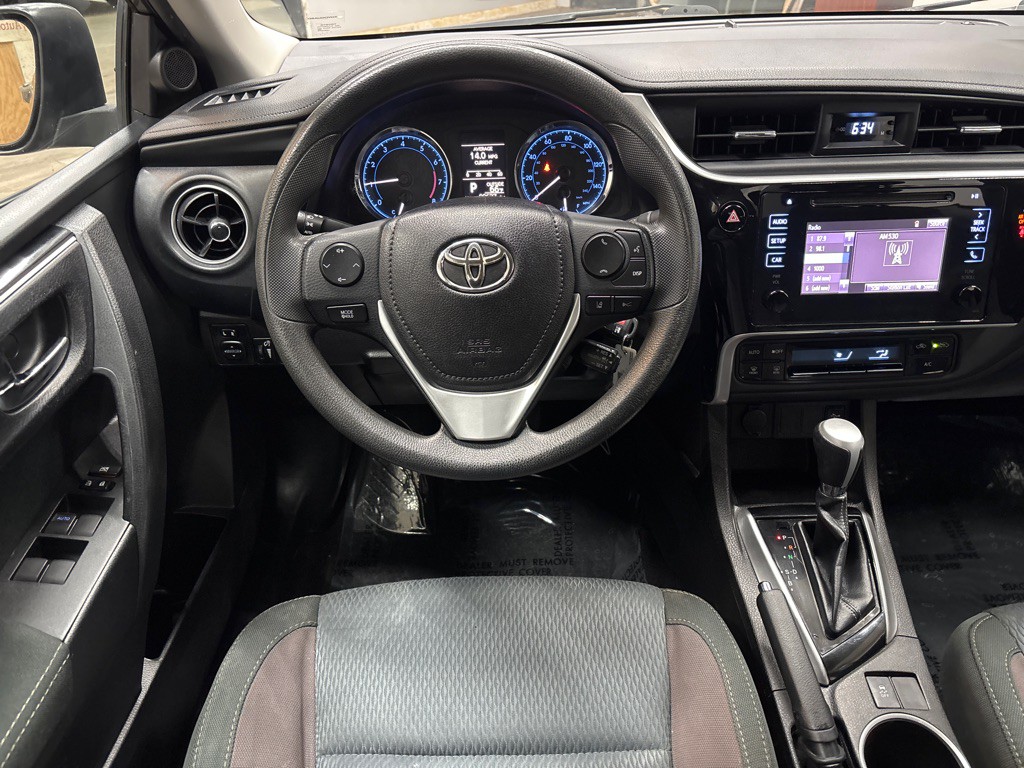 2018 Toyota Corolla Image 17
