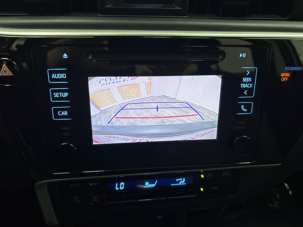 2018 Toyota Corolla Image 21