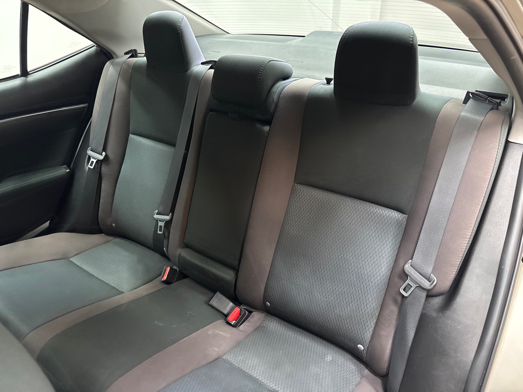 2018 Toyota Corolla Image 29