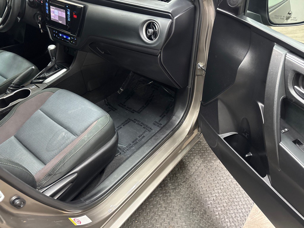 2018 Toyota Corolla Image 34