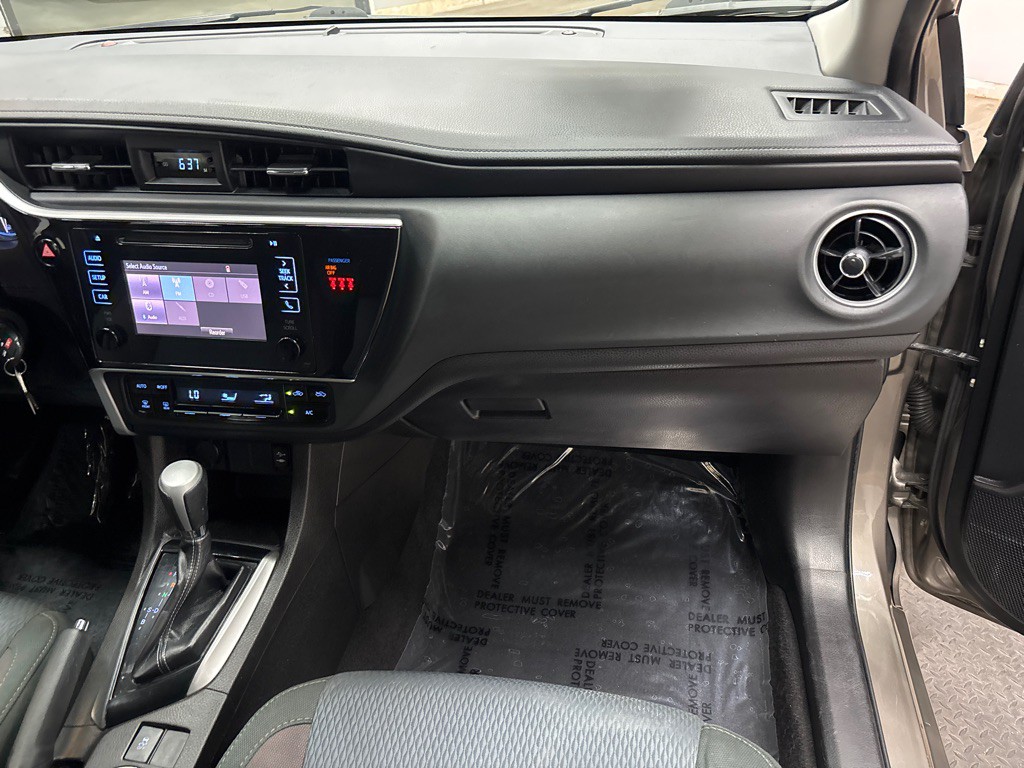 2018 Toyota Corolla Image 37