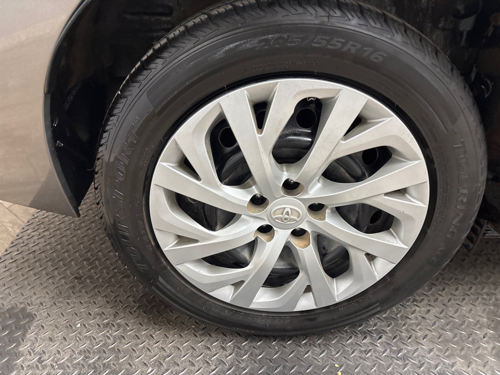 2018 Toyota Corolla Image 45