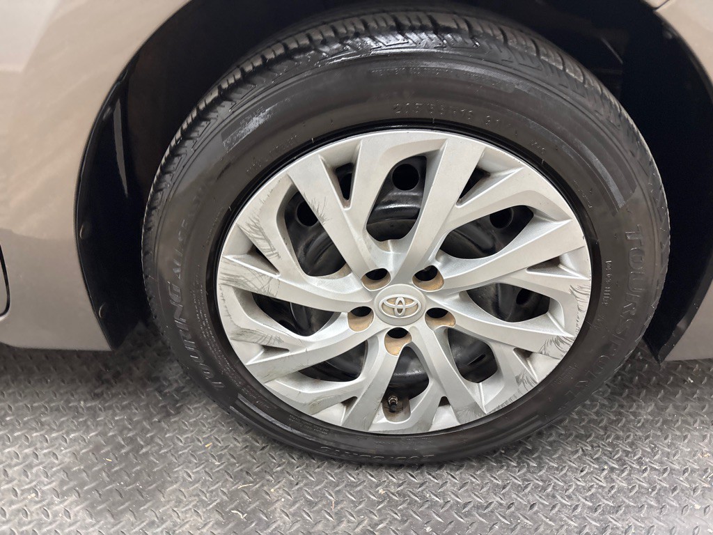 2018 Toyota Corolla Image 46
