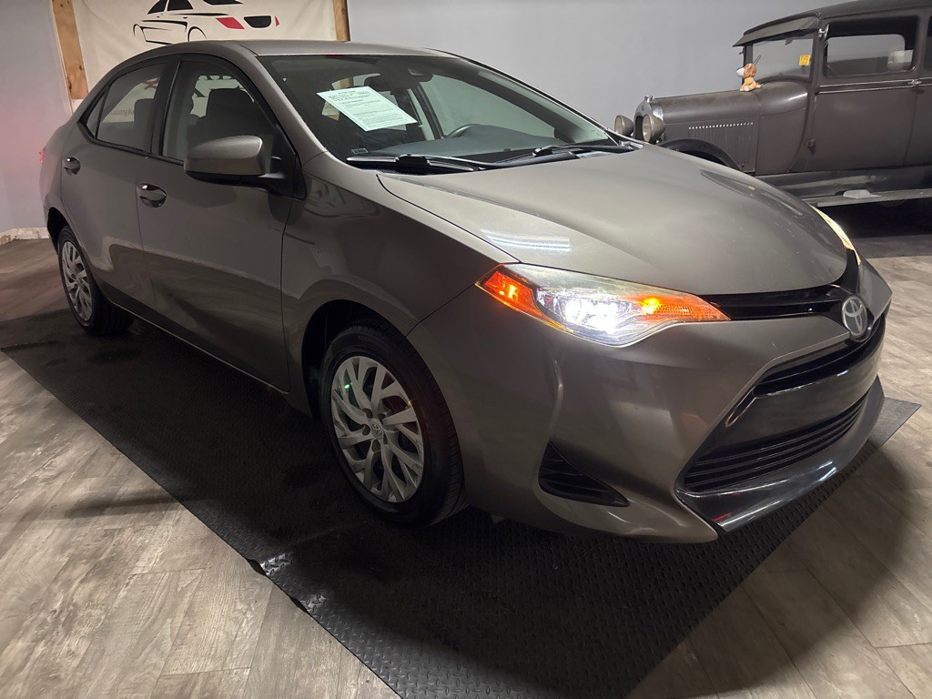 2018 Toyota Corolla Image 47