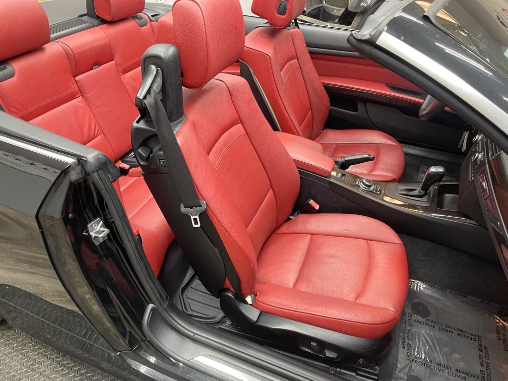2012 BMW 3 Series Image 20