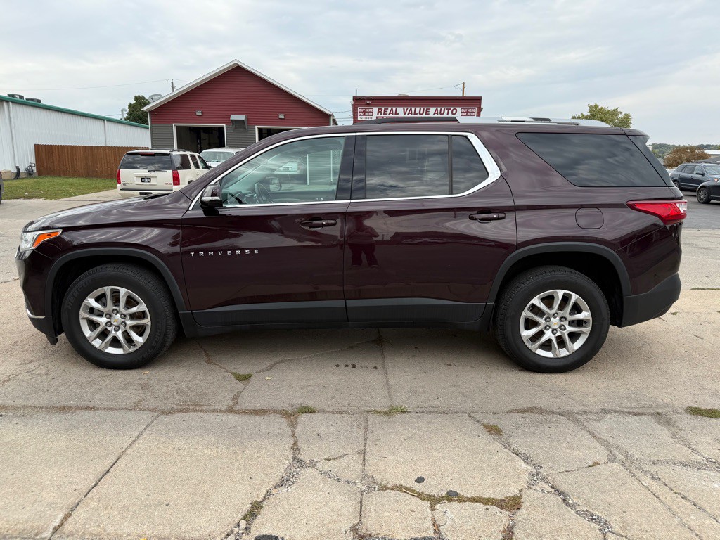 2018 Chevrolet Traverse Image 3