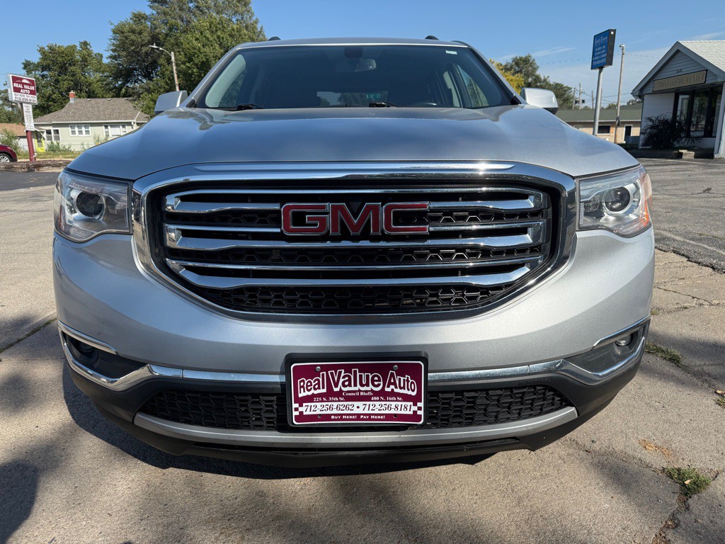 2017 GMC Acadia Image 8